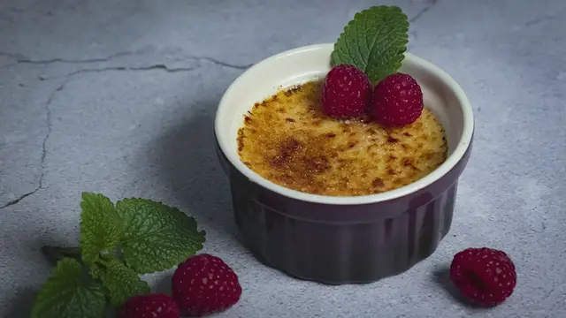 'Video thumbnail for Como hacer Creme Brulee o Crema Quemada'