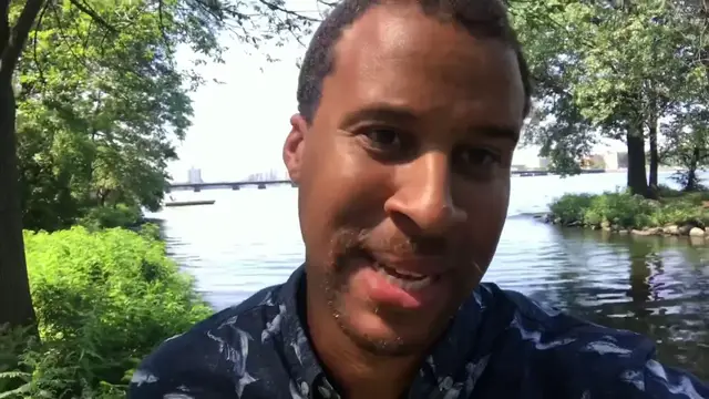 'Video thumbnail for Zoom Trick Worm - Charles River Fishing'