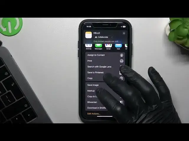 'Video thumbnail for iOS Tricks: How to Share Notes on iPhone?'