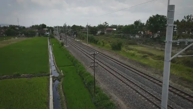 'Video thumbnail for Tetap Menggunakan Google Maps Bahkan Saat Ponsel Anda Offline'