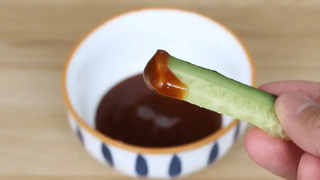 'Video thumbnail for How To Make Sweet Bean Sauce Quickly'