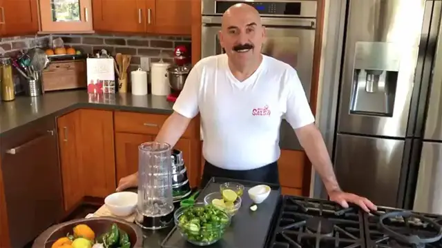 'Video thumbnail for Súper salsa de chile jalapeño'