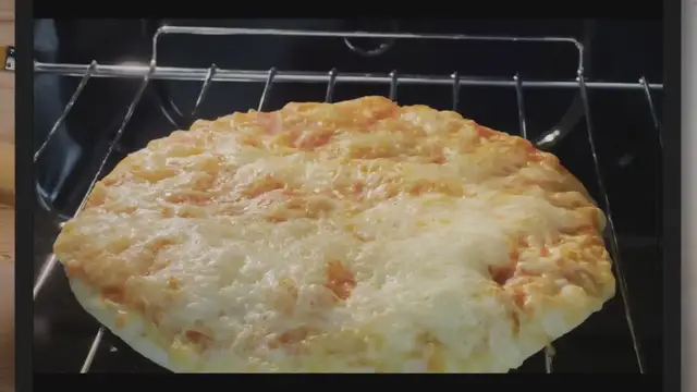 'Video thumbnail for How Long To Cook Pizza At 450'