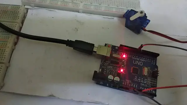 'Video thumbnail for SG90 Servo Motor With Arduino'