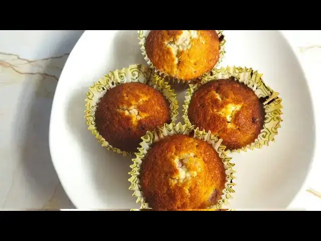 'Video thumbnail for Raspberry cupcakes most yummy 😋/recipe/baked/fluffy/moist/easy'