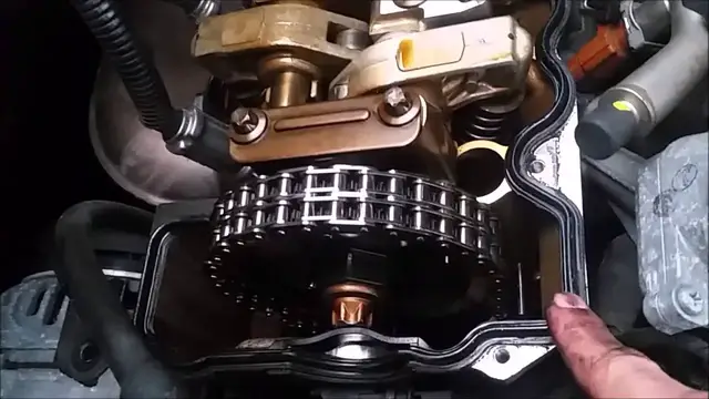 'Video thumbnail for Mercedes Benz CLK 430 2003 Valve Cover Gasket Replacement'