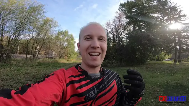 'Video thumbnail for Brake With or Without Clutch On A Dirt Bike'