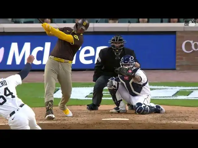 'Video thumbnail for Gavin Sheets CLUBS a Solo Home Run! | 3rd HR of 2025 | San Diego Padres | 04/21/2025'