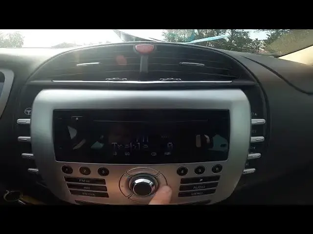 'Video thumbnail for How to Enter and Manage Radio Equalizer in Lancia Delta III ( 2008 – now )'
