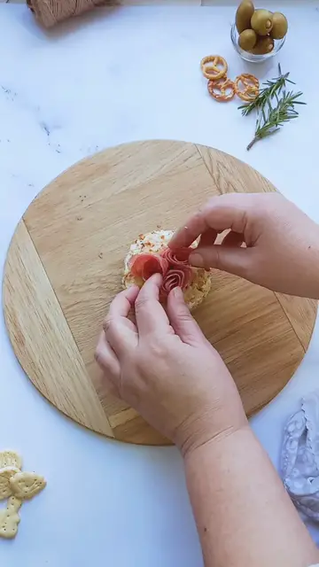 'Video thumbnail for Pretzel Charcuterie Board'