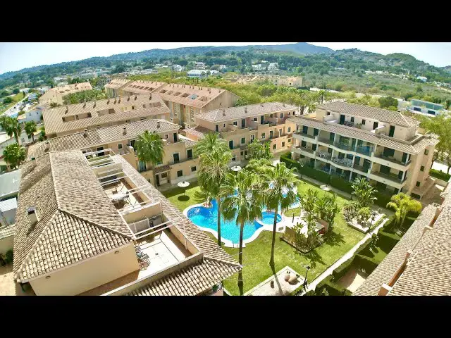'Video thumbnail for Chalet Adosado a la Venta en el Arenal de Javea'