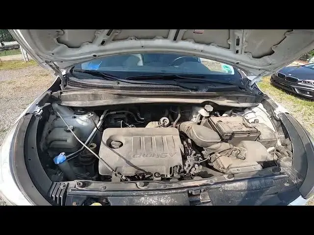 'Video thumbnail for How to Lift the Hood Up in Hyundai ix35 ( 2010 – 2015 ) - Open Bonnet by Lever'