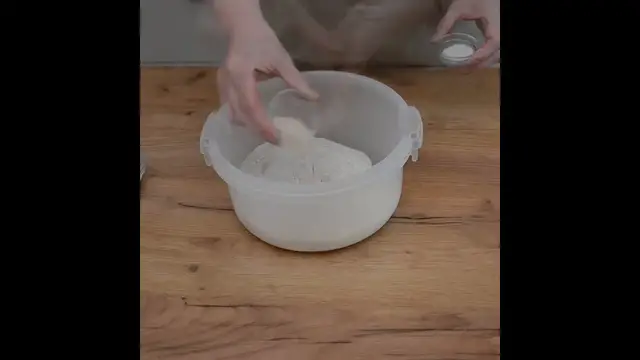 'Video thumbnail for 🍞 Pâine de secară fără frământare #bucatearomate #painedecasa #retetesimple'