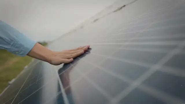 'Video thumbnail for Using a 36V Solar Panel with a 12V Battery: What You Need to Know'