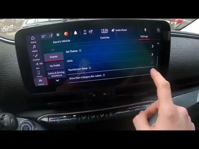 'Video thumbnail for How to Change Display Mode Between Automatic and Manual in Fiat 500 Electric ( 2020 - now )'