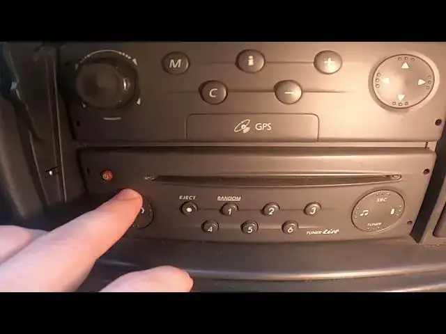 'Video thumbnail for How to Adjust Radio Volume in Renault Laguna II ( 2001 – 2007 ) - Change Radio Volume'