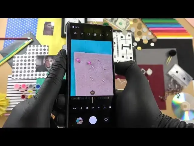 'Video thumbnail for SAMSUNG Galaxy Z Fold4 Camera Tricks and Tips | The Best Advanced Camera Features'