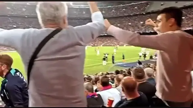 'Video thumbnail for La famiglia di Skriniar esulta a Camp Nou dopo un gol dell'Inter'
