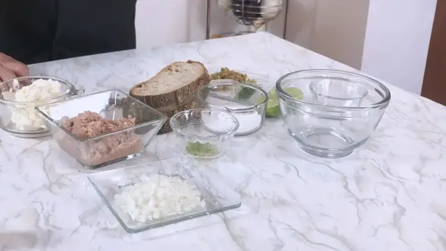 'Video thumbnail for Baguette con Atún. Perfecta para picnic'