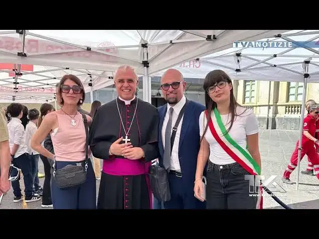 'Video thumbnail for Catania. Folta presenza adranita in occasione della cerimonia della Festa della Repubblica'
