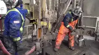 'Video thumbnail for Drilling Manual | Running / Tripping Drill Pipes Operations'
