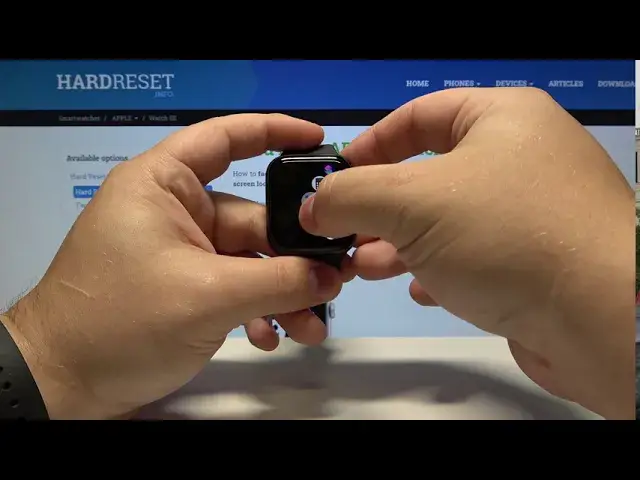 'Video thumbnail for How to Set Up Passcode on APPLE Watch SE – Secure Watch Data'