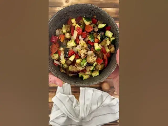 'Video thumbnail for Ratatouille blitzschnell - Heißluftfritteuse!'