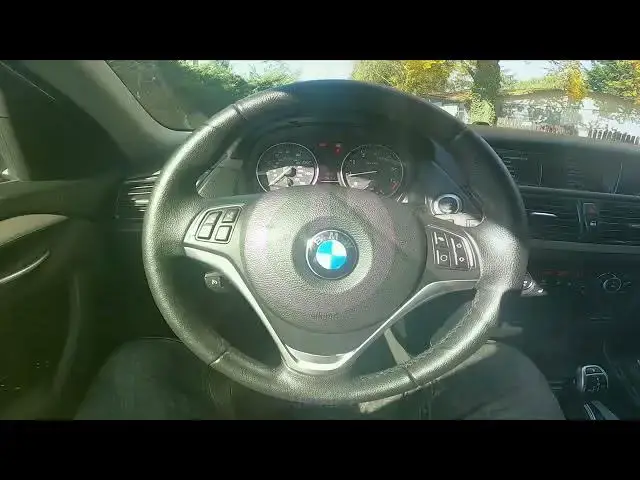 'Video thumbnail for How to Automatically Lock or Unlock Doors in BMW X1 F48 ( 2015 – now )  | Manage All Lock Doors'