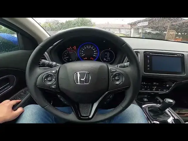 'Video thumbnail for How to Automatically Lock and Unlock Side Windows in Honda HR-V II ( 2015 – 2021 )'