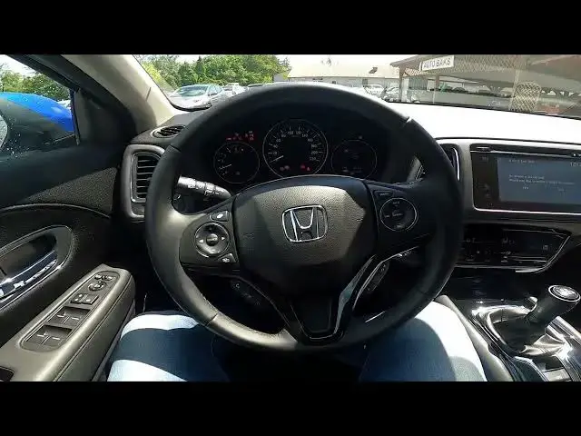 'Video thumbnail for How to Enable or Disable Front Windshield Blowing in Honda HR-V II ( 2015 – 2021 )'
