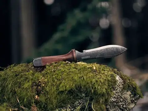'Video thumbnail for Barebones Living Hori Hori Ultimate Full Tang Knife'