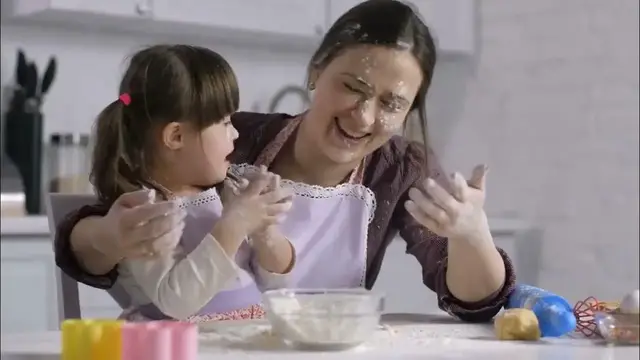 'Video thumbnail for Induction Cooktop: What is it & How Does it Work?'