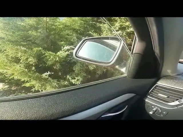 'Video thumbnail for How to Close and Open Side Rearview Mirrors in BMW X1 F48 ( 2015 – now )'