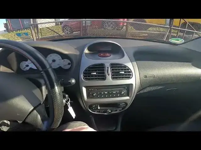 'Video thumbnail for How to Enable or Disable Traffic Announcements in Peugeot 206cc ( 2000 - 2008 ) | Manage TA'