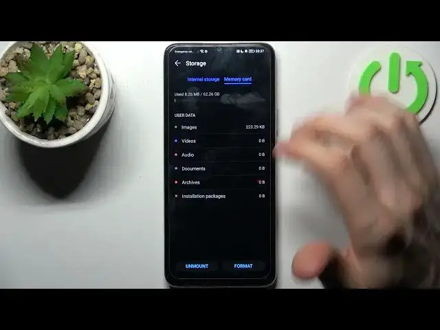 'Video thumbnail for How to Format SD Card in HONOR X7'