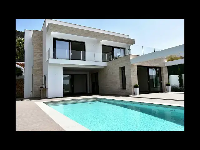 'Video thumbnail for Fantastica villa de estilo moderno a la venta en Javea, Costa Blanca.'