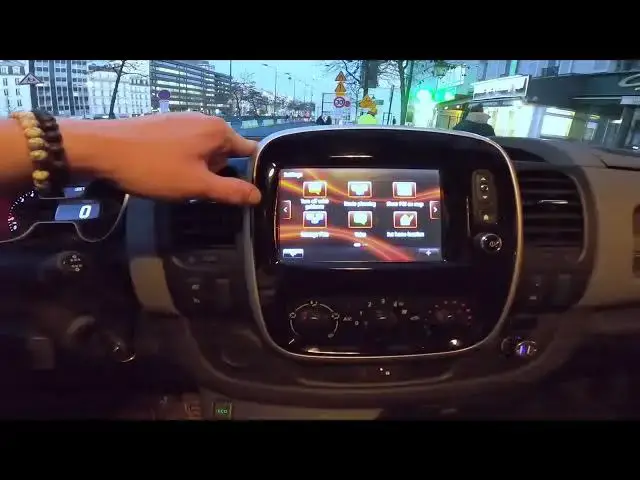 'Video thumbnail for How to Enter and Manage Navigation and Map in Renault Trafic III ( 2014 – now )'