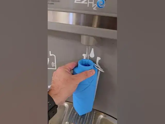 'Video thumbnail for ¡NO GASTES EN CARÍSIMA AGUA EN LOS AEROPUERTOS! 😱'