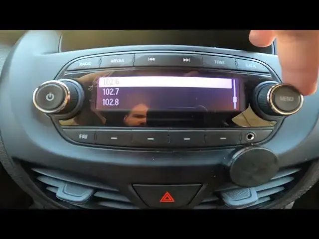 'Video thumbnail for How to Manually Tune Radio Station in Opel Karl ( 2015 – 2018 ) - Adjust Radio Station'