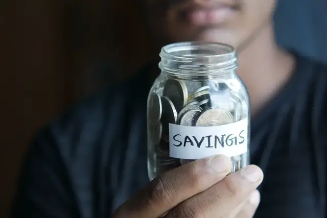 'Video thumbnail for 11 Effective Ways for Parents to Raise Financially Smart Kids'