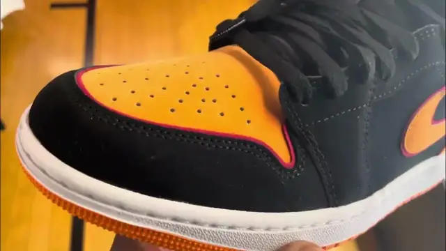 'Video thumbnail for The Air Jordan 1 Mid SE Vivid Orange Comes with Nike Dunk SB Low tongues'