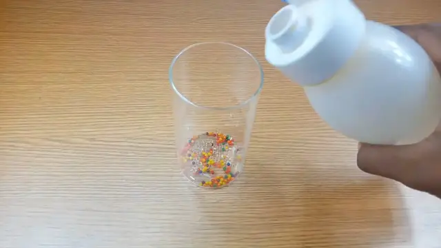 'Video thumbnail for Water balls in a time lapse'