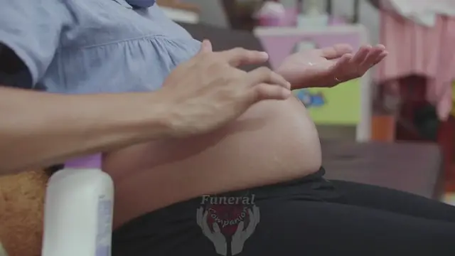 'Video thumbnail for The Real Dangers Of Attending A Funeral While Pregnant'