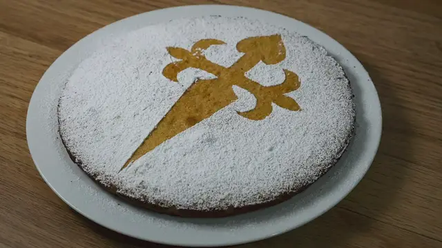 'Video thumbnail for Como hacer una Tarta de Santiago casera'