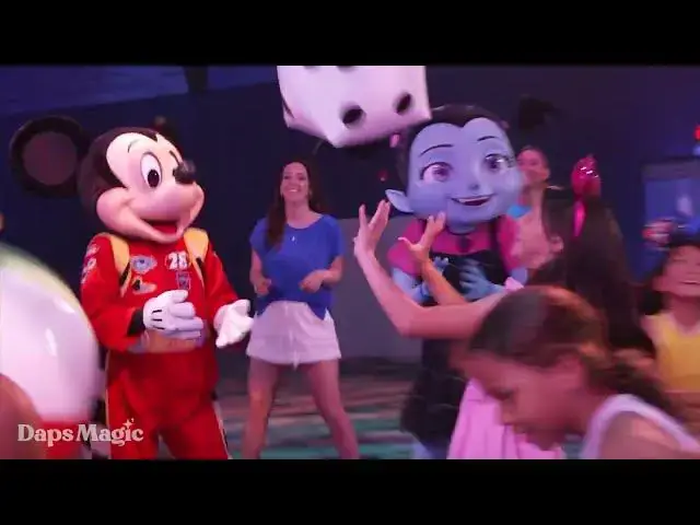 'Video thumbnail for Get Animated at Animation Courtyard | Cool Kid Summer | Walt Disney World Resort'
