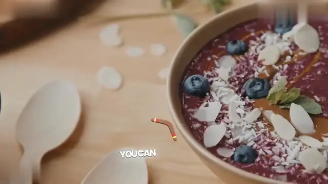 'Video thumbnail for Delicious Berry Smoothie Bowl '