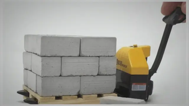 'Video thumbnail for Mini Materials Net Worth, Shark Tank Appearance & Business Model'