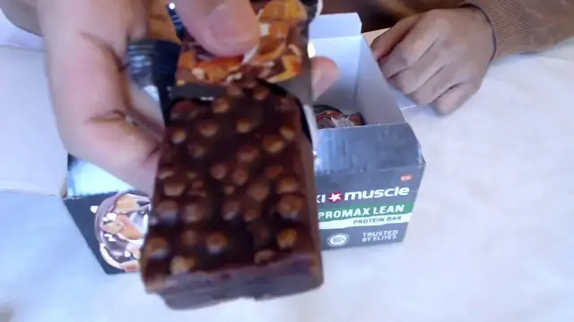 'Video thumbnail for Maximuscle Promax Lean Bars Review'