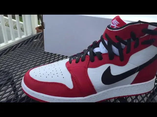 'Video thumbnail for Quick Look At The Wmns Air jordan 1 Rebel Chicago White Black Red'