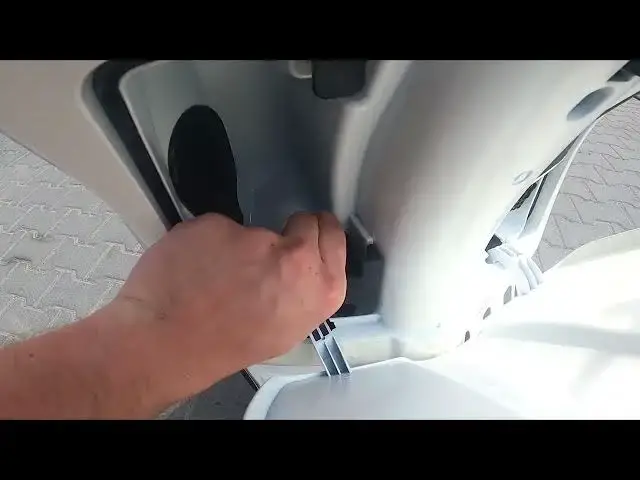'Video thumbnail for Where is USB Port in Vespa Primavera ( 2017 - now ) | How to Find USB Port?'